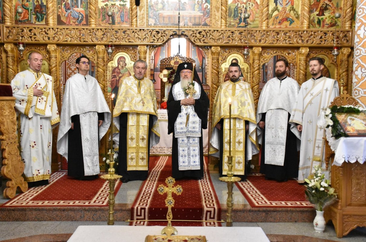 Te Deum la 23 de ani de Radio Renașterea la Mănăstirea Florești 212089