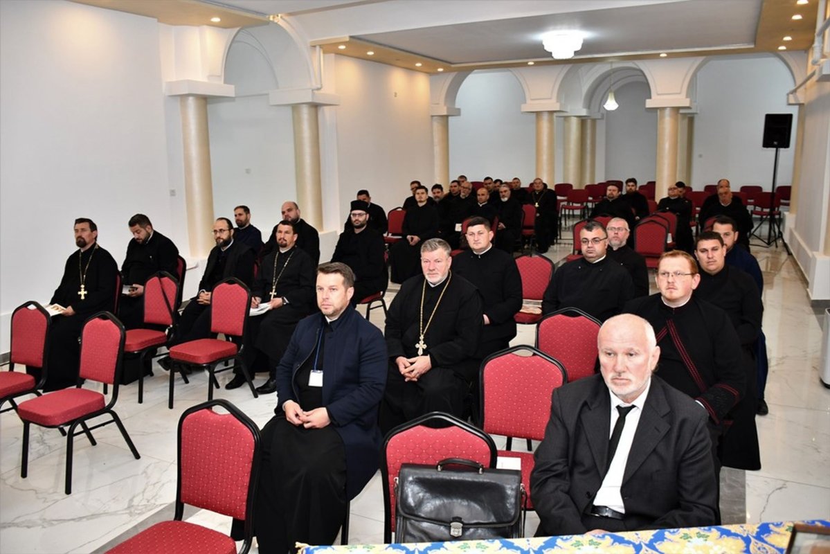 A doua zi a Simpozionului internațional la Caransebeș 212330