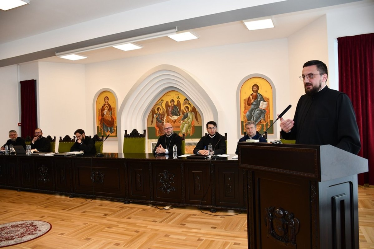 A doua zi a Simpozionului internațional la Caransebeș 212331