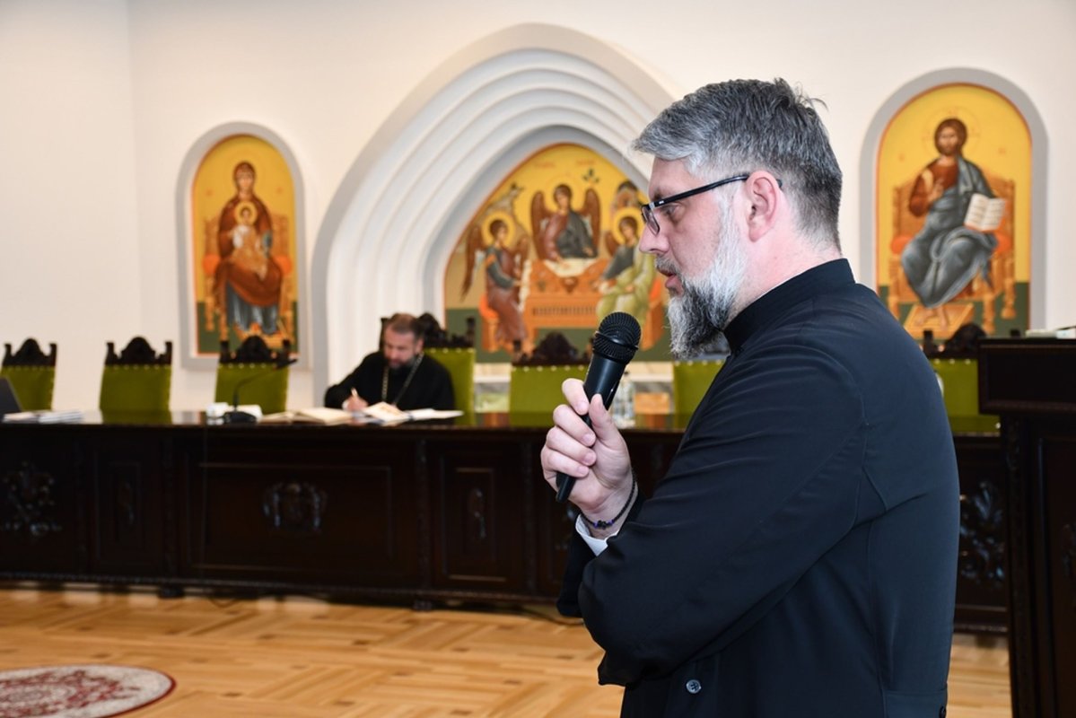 A doua zi a Simpozionului internațional la Caransebeș 212332