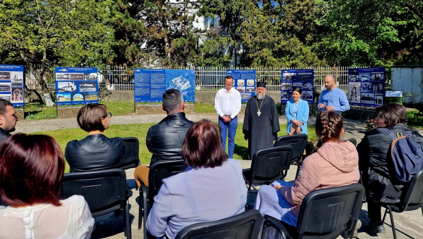 Pagini de istorie a Mănăstirii Neamț din cărți poștale și imagini vechi 212547