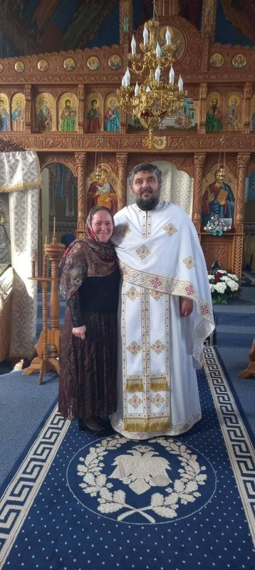 „I-am ajutat pentru că aşa ne-a spus inima”  212305