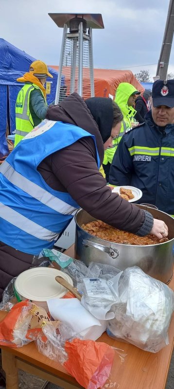 „I-am ajutat pentru că aşa ne-a spus inima”  212306