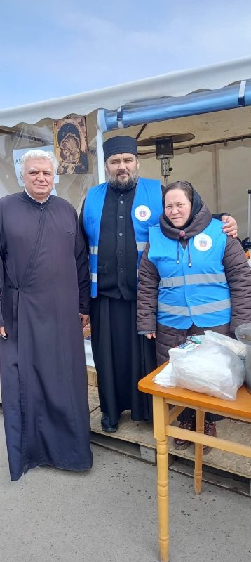 „I-am ajutat pentru că aşa ne-a spus inima”  212311