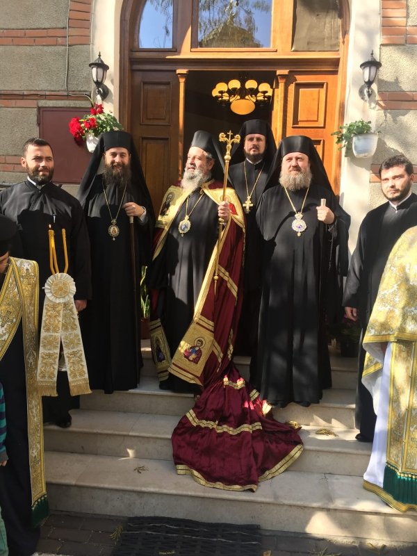 Misionarul Mitropolit Pavlos a plecat în căutarea adevăratei Lumini 212801