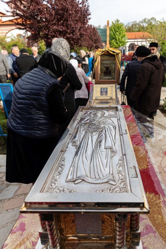 Pelerinaj la hramul Mănăstirii Pantocrator din Drăgăneşti‑Vlaşca 212970