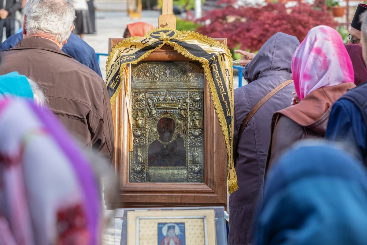 Pelerinaj la hramul Mănăstirii Pantocrator din Drăgăneşti‑Vlaşca 212974