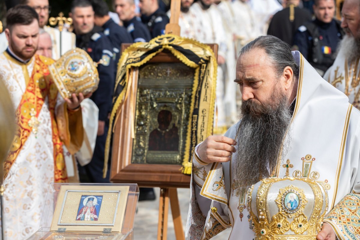 Pelerinaj la hramul Mănăstirii Pantocrator din Drăgăneşti‑Vlaşca 212983