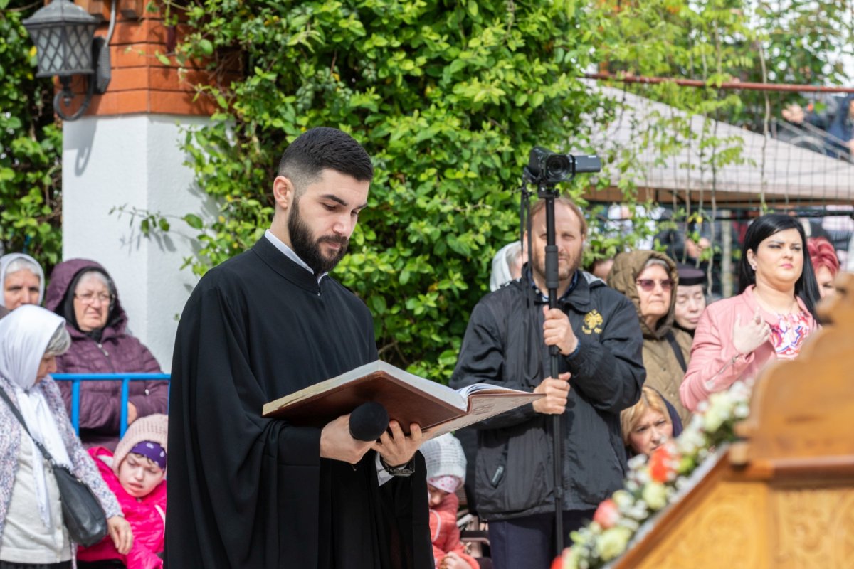 Pelerinaj la hramul Mănăstirii Pantocrator din Drăgăneşti‑Vlaşca 212999