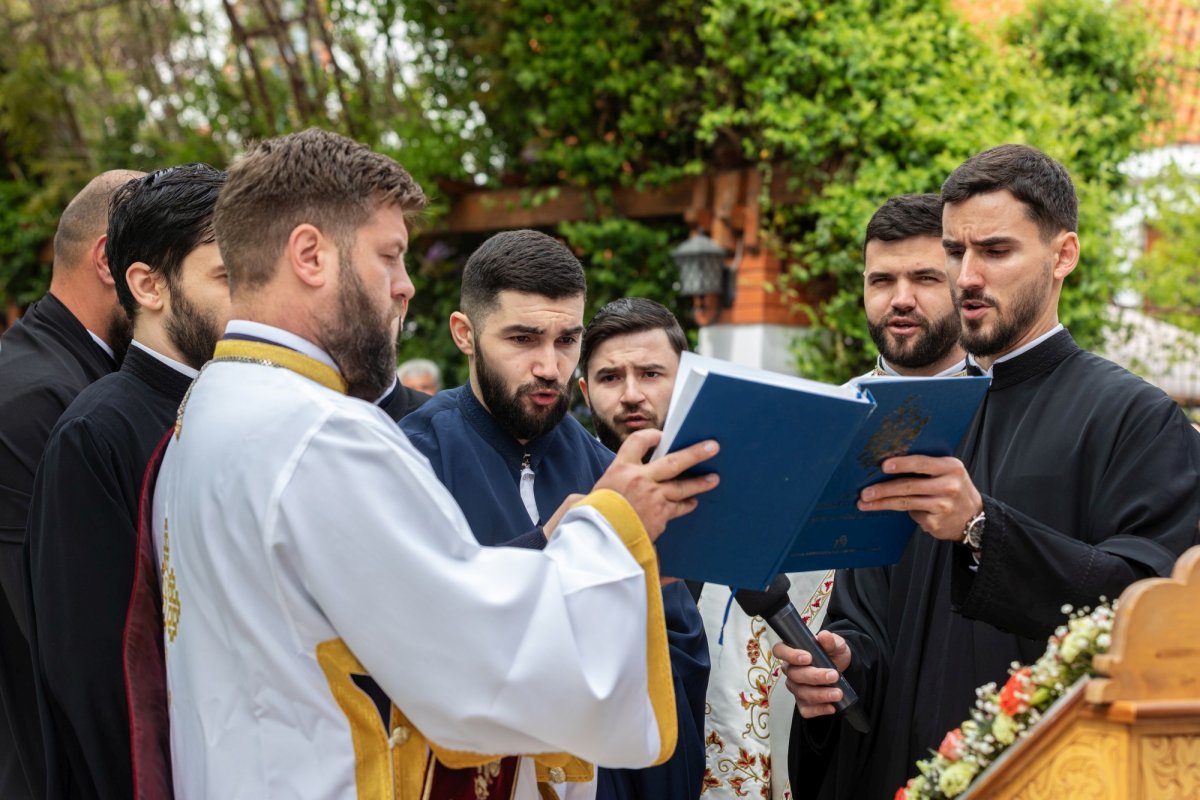 Pelerinaj la hramul Mănăstirii Pantocrator din Drăgăneşti‑Vlaşca 213023