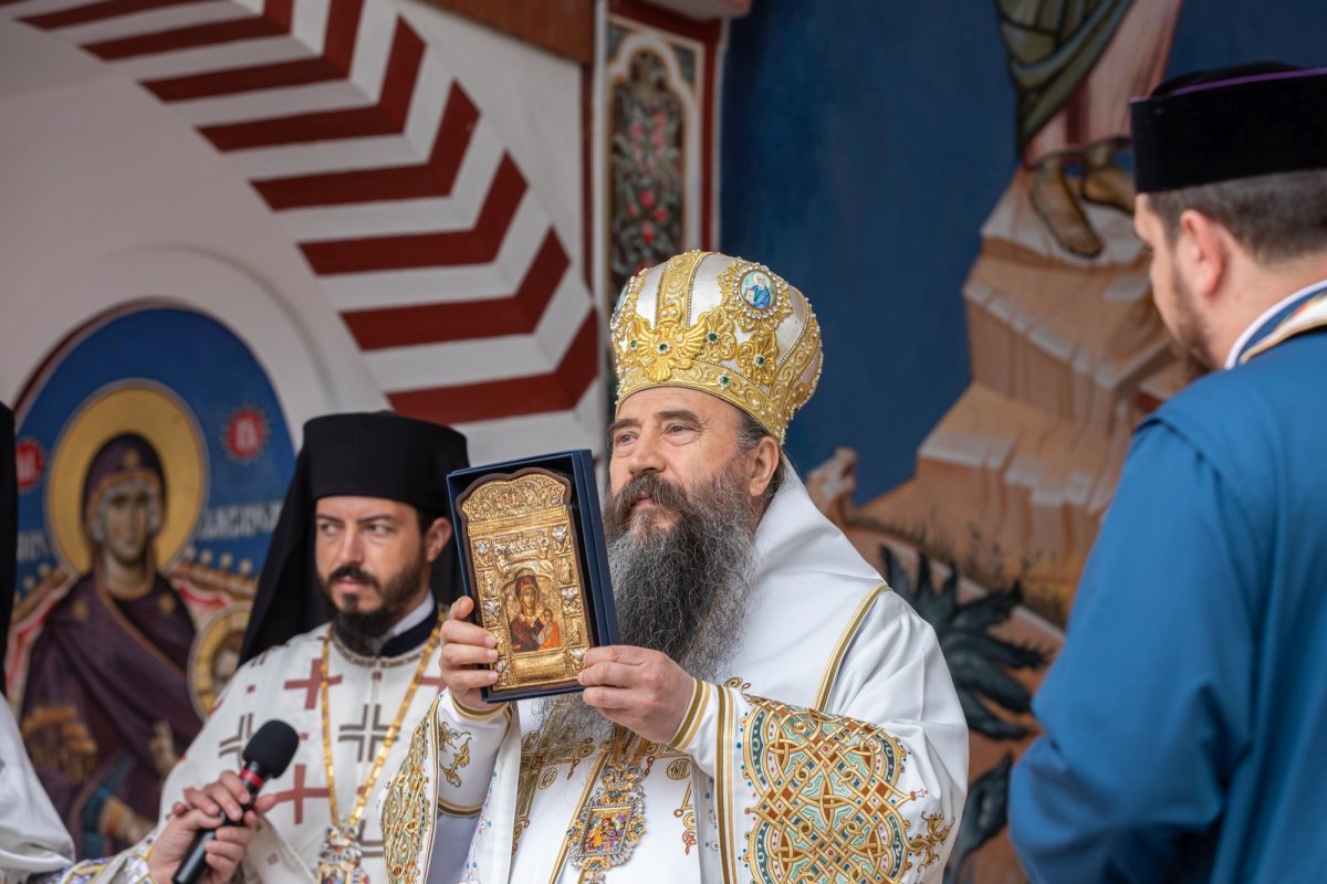 Pelerinaj la hramul Mănăstirii Pantocrator din Drăgăneşti‑Vlaşca 213030