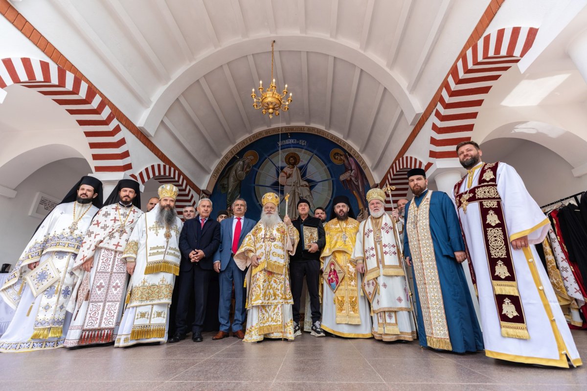 Pelerinaj la hramul Mănăstirii Pantocrator din Drăgăneşti‑Vlaşca 213034