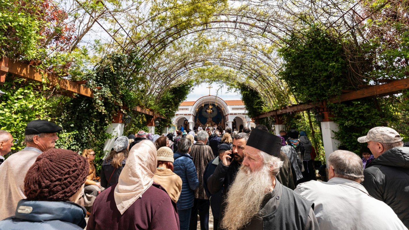 Pelerinaj la hramul Mănăstirii Pantocrator din Drăgăneşti‑Vlaşca 213036