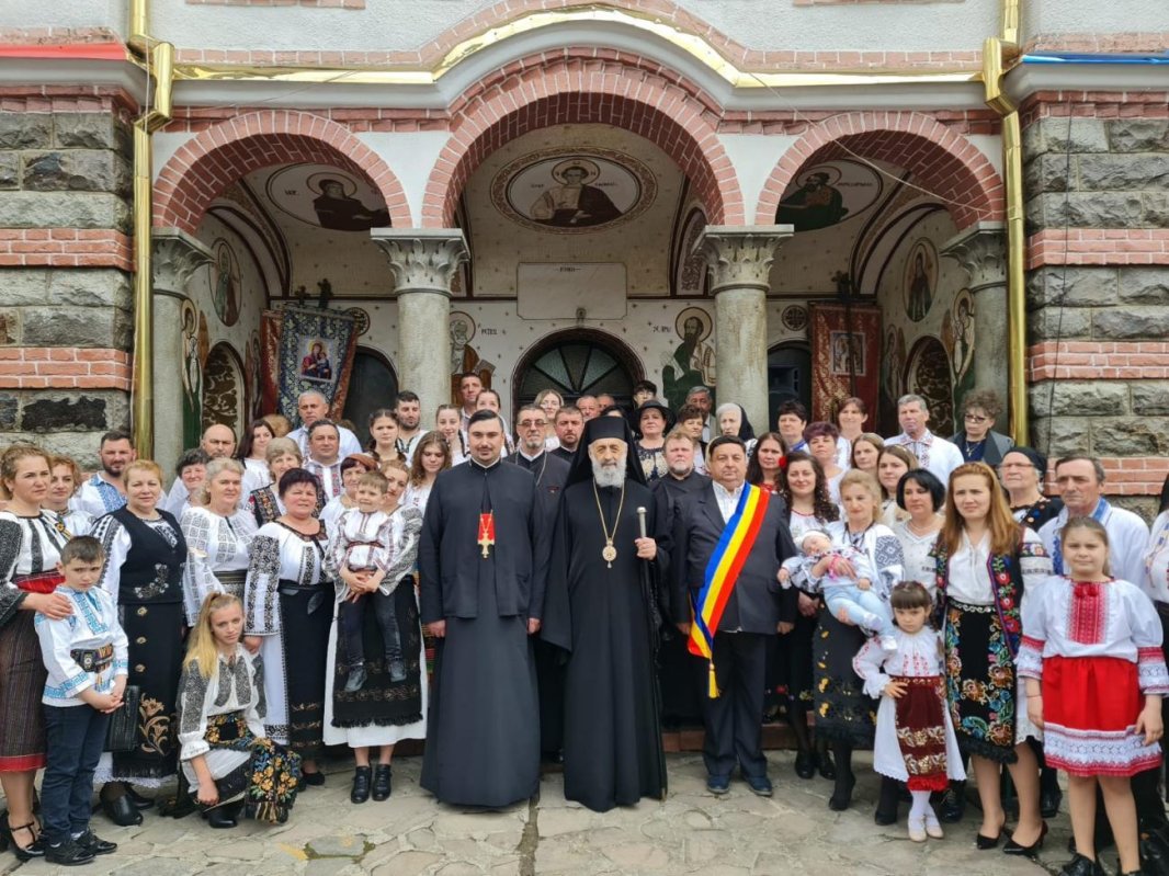 Resfințirea bisericii din filia Meştera, Parohia Stânceni, Protopopiatul Reghin 212957