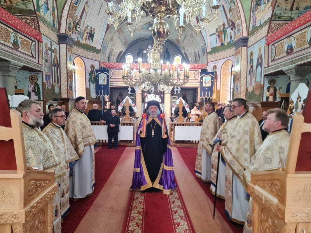 Resfințirea bisericii din filia Meştera, Parohia Stânceni, Protopopiatul Reghin 212958