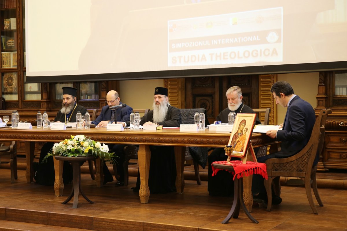 Simpozionul internațional  „Studia Theologica Doctoralia”, la Iași 213337