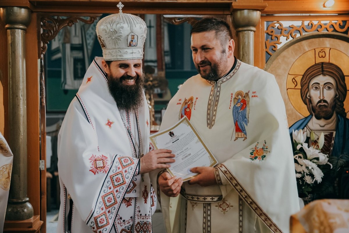 Slujiri arhiereşti în judeţul Cluj 213309