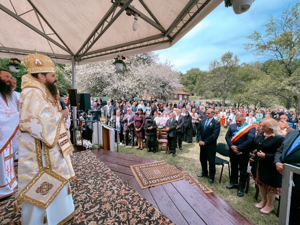 Slujiri arhiereşti în judeţul Cluj 213312