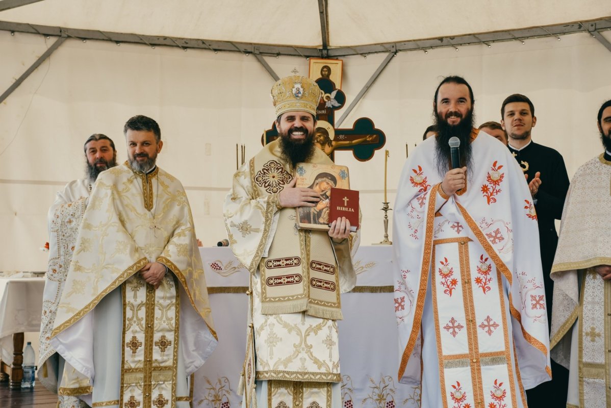 Slujiri arhiereşti în judeţul Cluj 213315