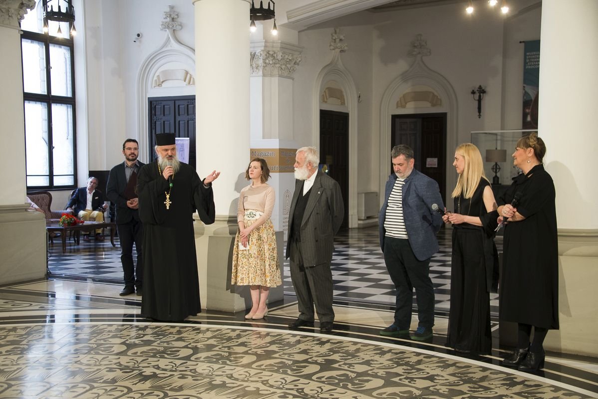 Crucea Moldavă oferită maestrului Ștefan Câlția la Iași 213561