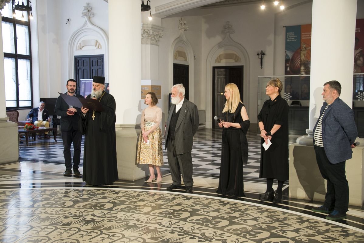 Crucea Moldavă oferită maestrului Ștefan Câlția la Iași 213563