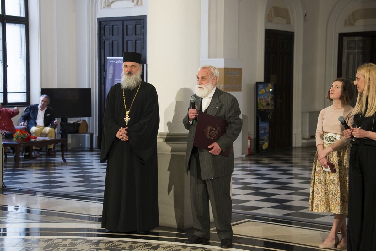 Crucea Moldavă oferită maestrului Ștefan Câlția la Iași 213570