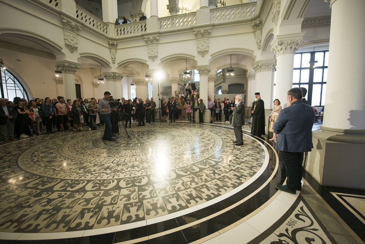 Crucea Moldavă oferită maestrului Ștefan Câlția la Iași 213576