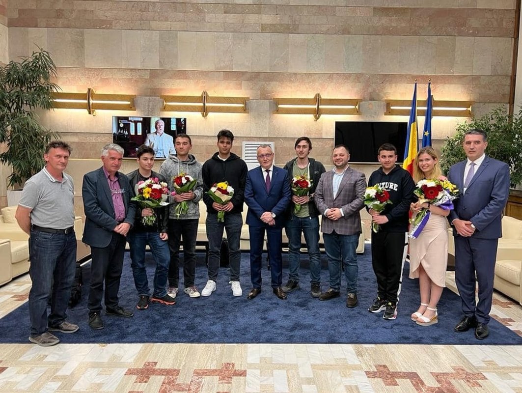 Locul I pe echipe la Balcaniada de Matematică 213422