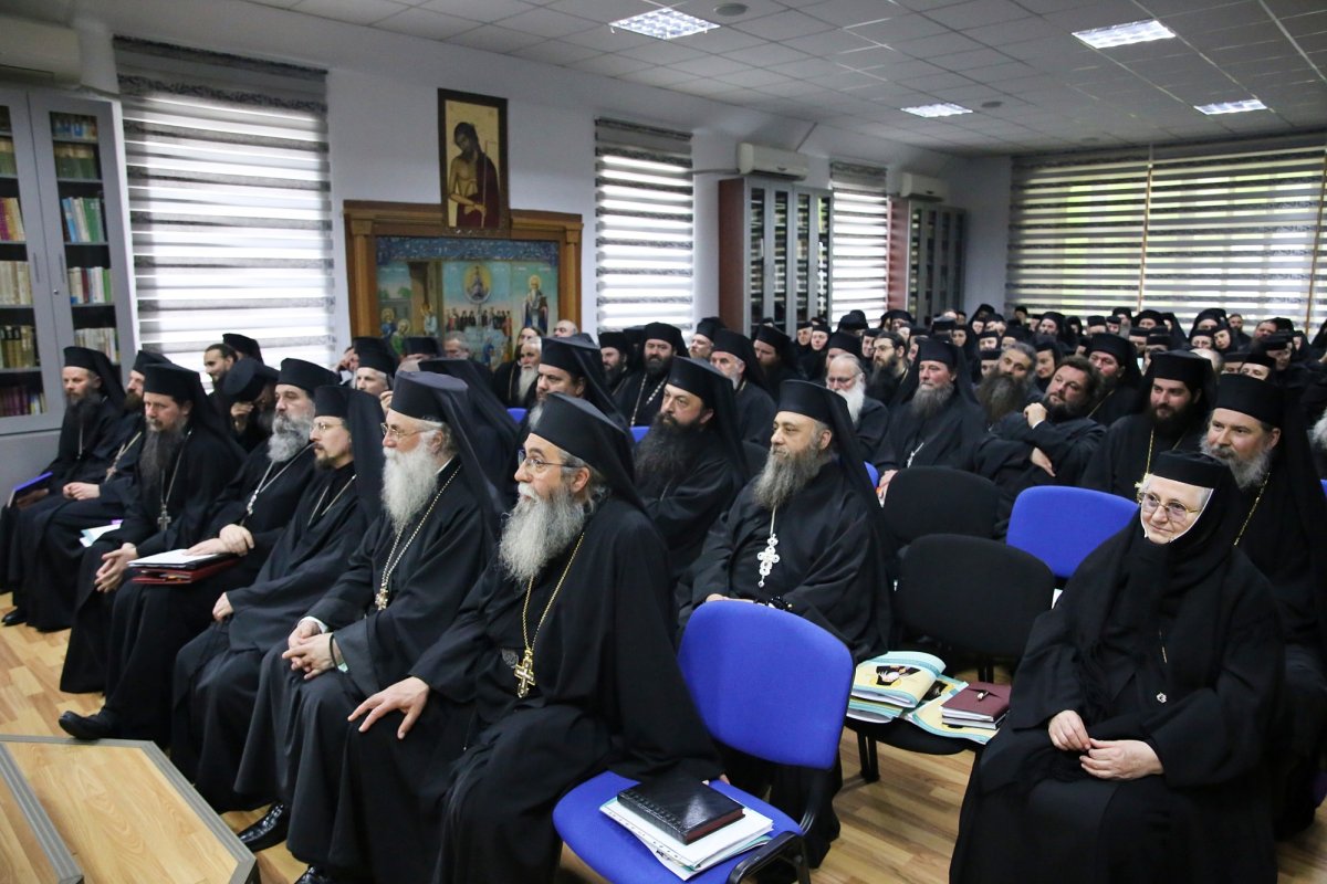 Sinaxă monahală mitropolitană la Mănăstirea Văratec 213515