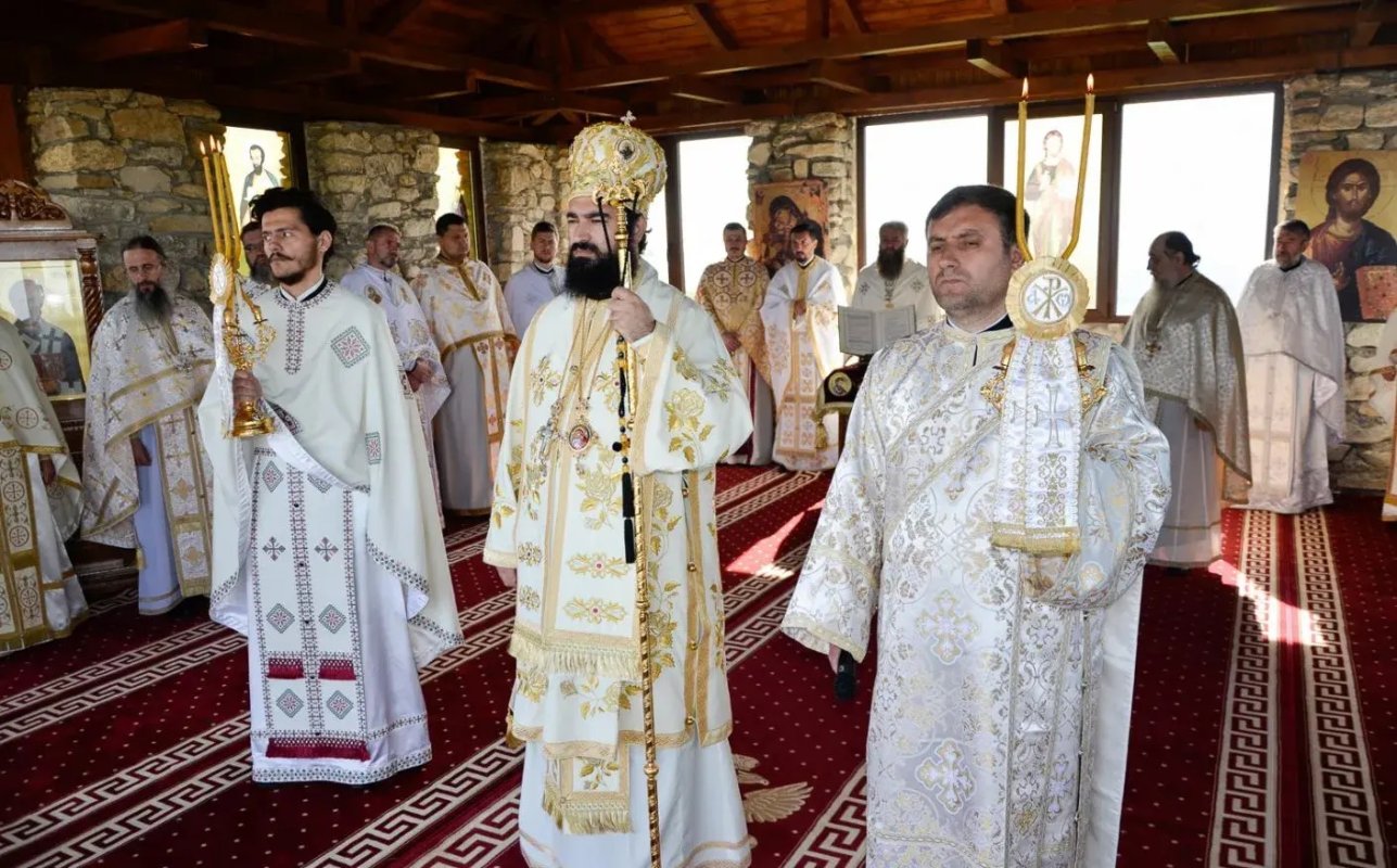 Hramul Mănăstirii Măgura, judeţul Hunedoara 213608