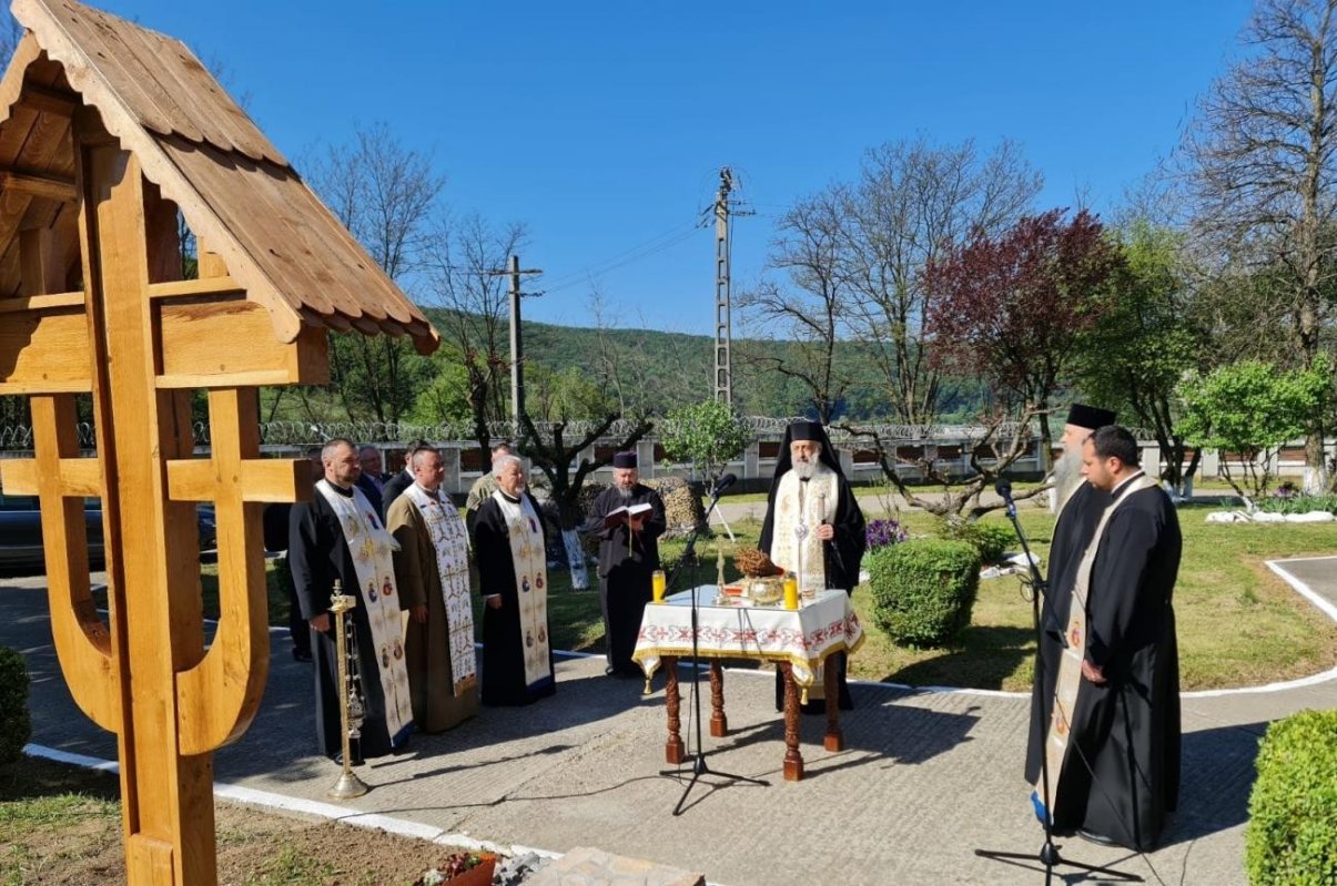 Prezență arhierească la Unitatea Militară 01752 din Sighişoara 213712