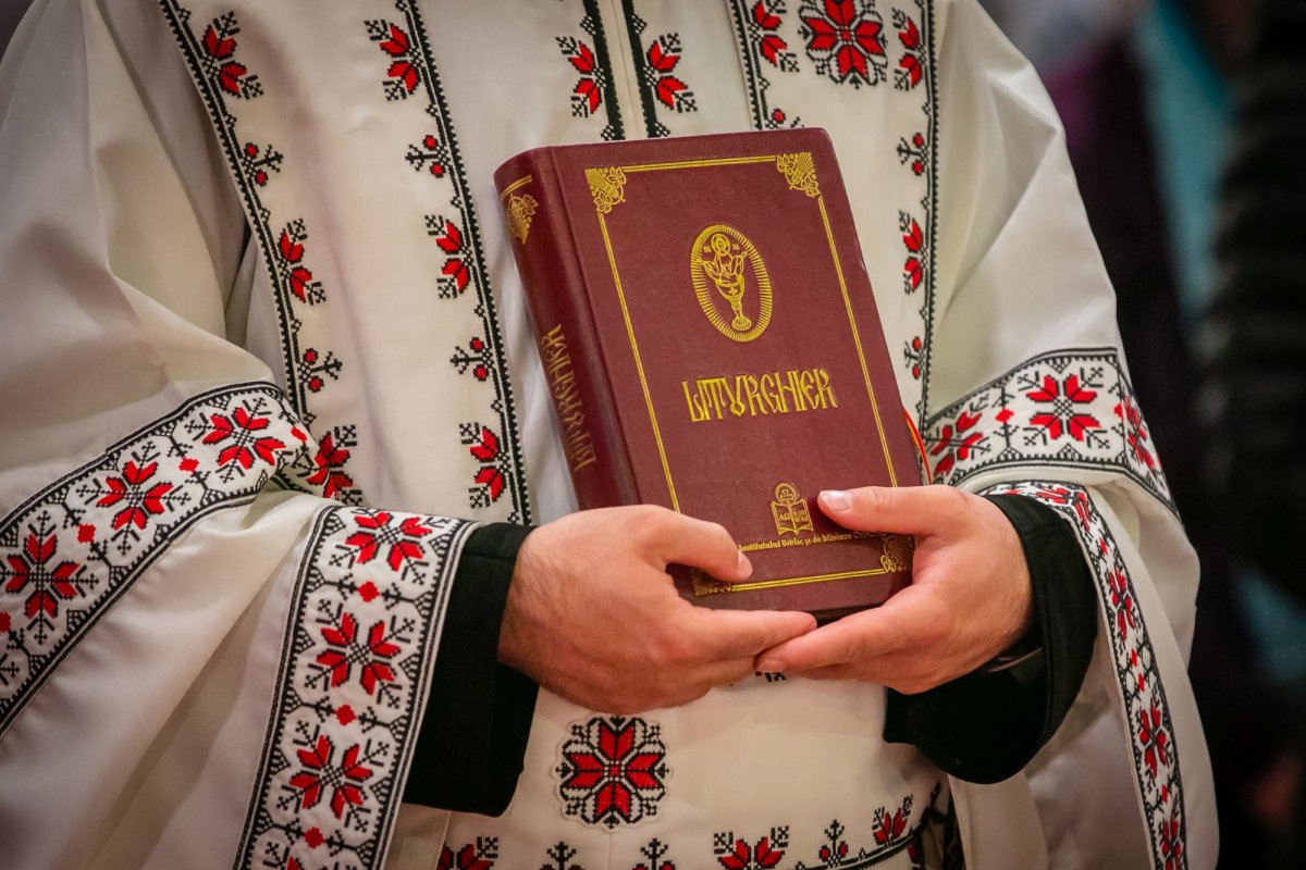 Hirotonie întru preot pentru un diacon psalt de la Catedrala Patriarhală 213774