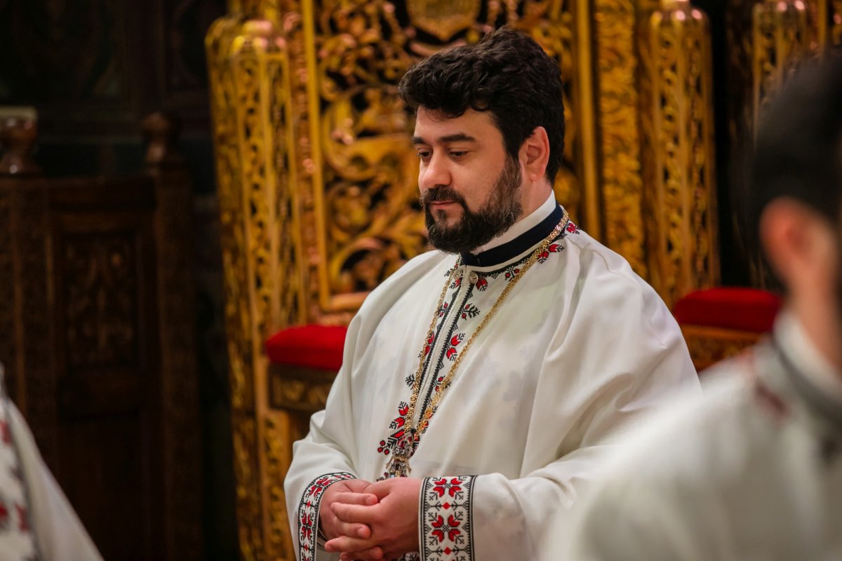 Hirotonie întru preot pentru un diacon psalt de la Catedrala Patriarhală 213776