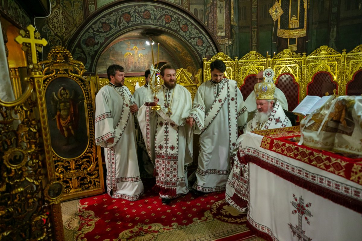 Hirotonie întru preot pentru un diacon psalt de la Catedrala Patriarhală 213825