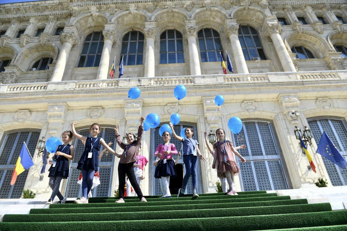 Senatul copiilor, de 1 iunie 214204