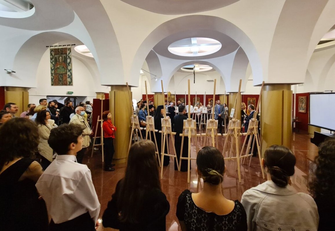 Sute de vizitatori la Muzeul Mitropoliei Clujului, la evenimentul „Noaptea Muzeelor” 214210