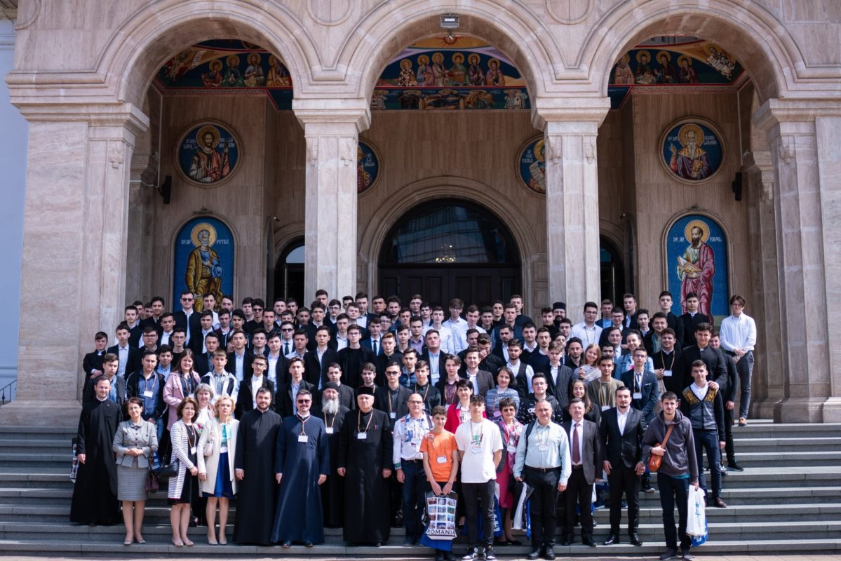 Înrădăcinare și inovație în învățământul teologic buzoian 214405