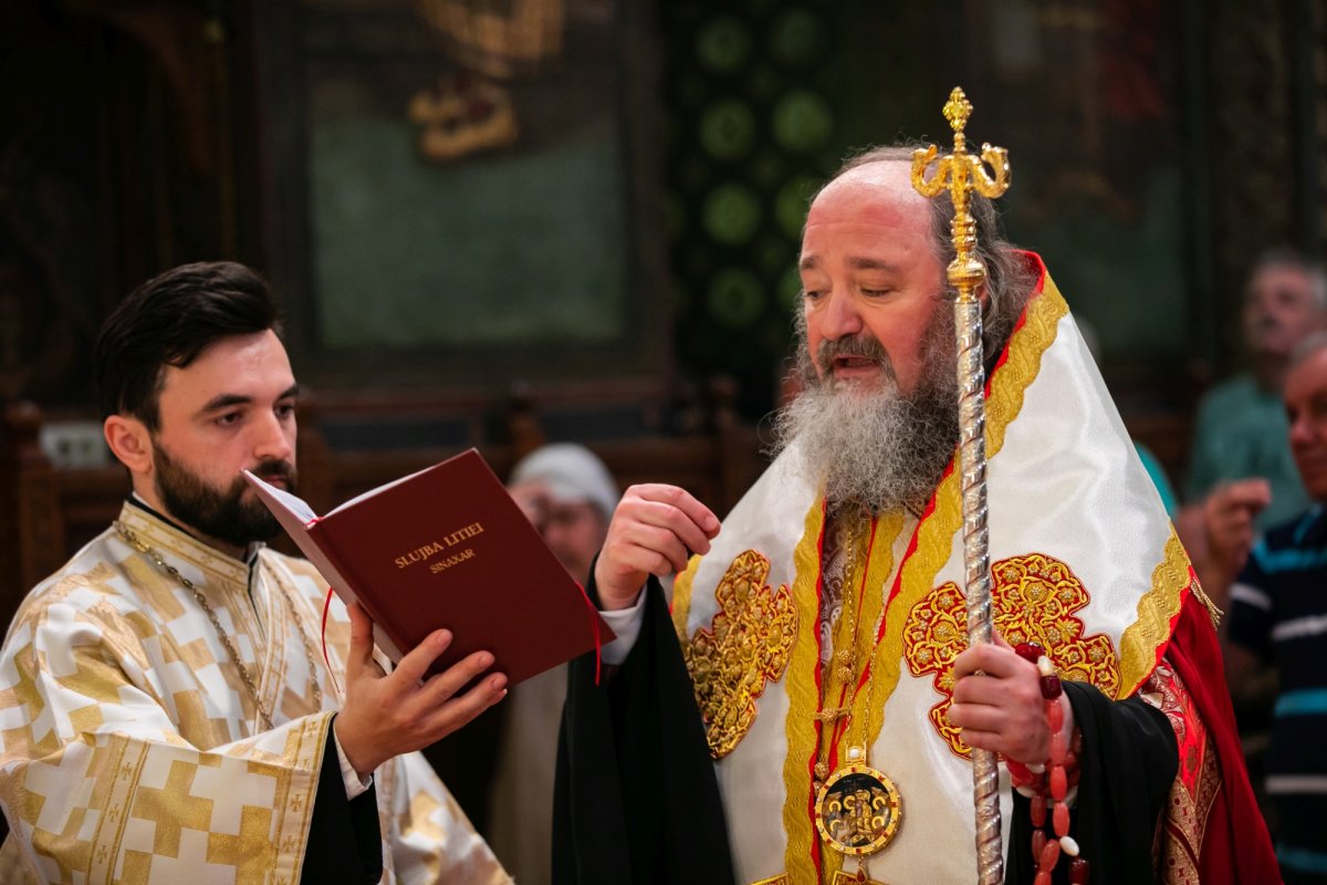 Laudă de seară adusă Sfinţilor Împăraţi la Catedrala Patriarhală 214513