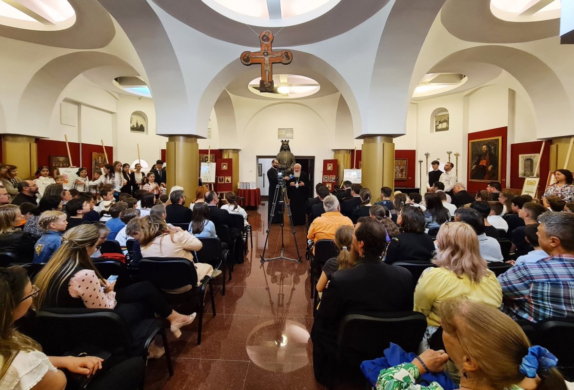 Premierea câștigătorilor Concursului „Rugăciunea în viața mea”, în Eparhia Clujului 214394