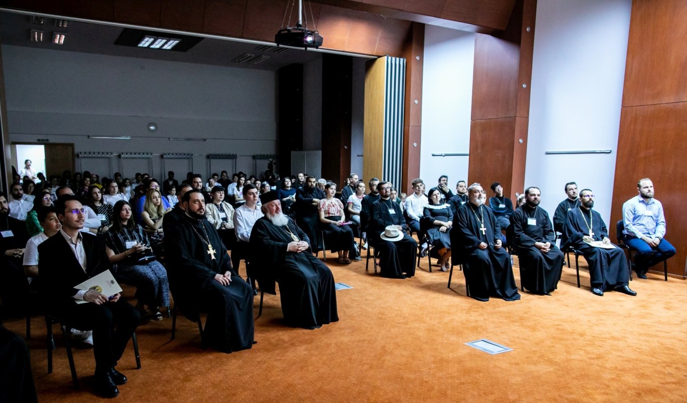 Vizionarea filmului Concursului național catehetic „Rugăciunea în viața mea” 214611