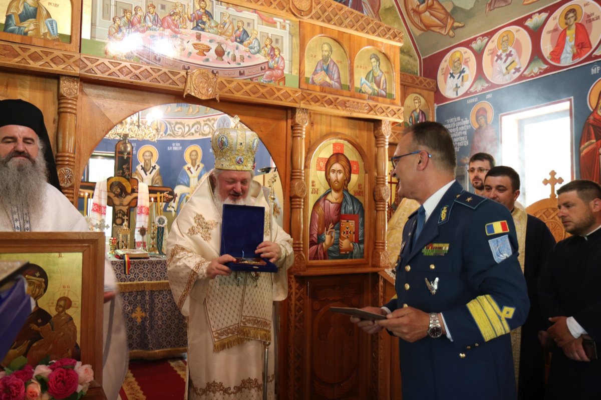 Hramul bisericii unității Comandamentului Componentei Aeriene 214946