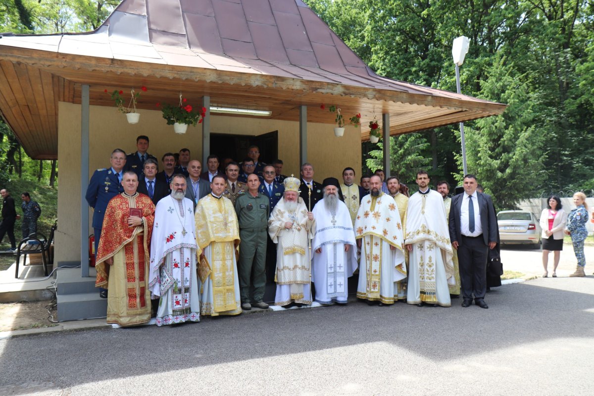 Hramul bisericii unității Comandamentului Componentei Aeriene 214947