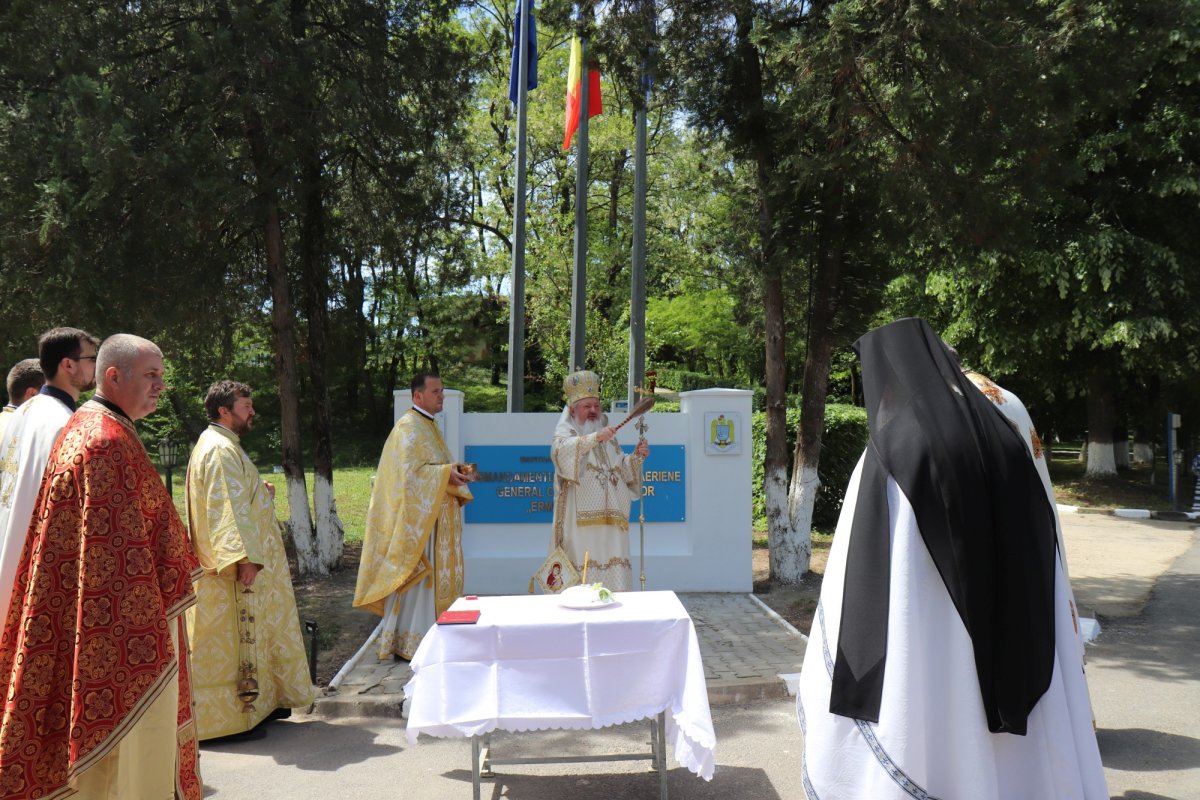 Hramul bisericii unității Comandamentului Componentei Aeriene 214948