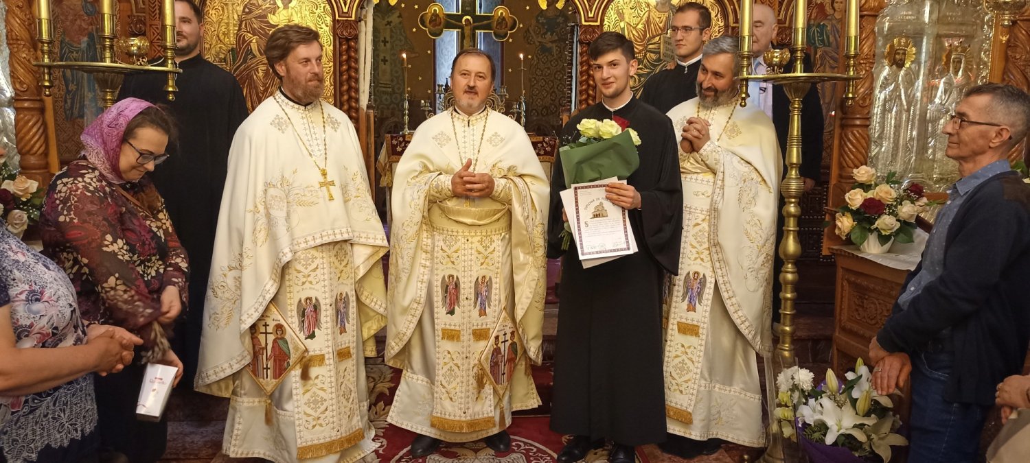 Olimpic premiat în biserica Parohiei Parcul Călăraşi 214896
