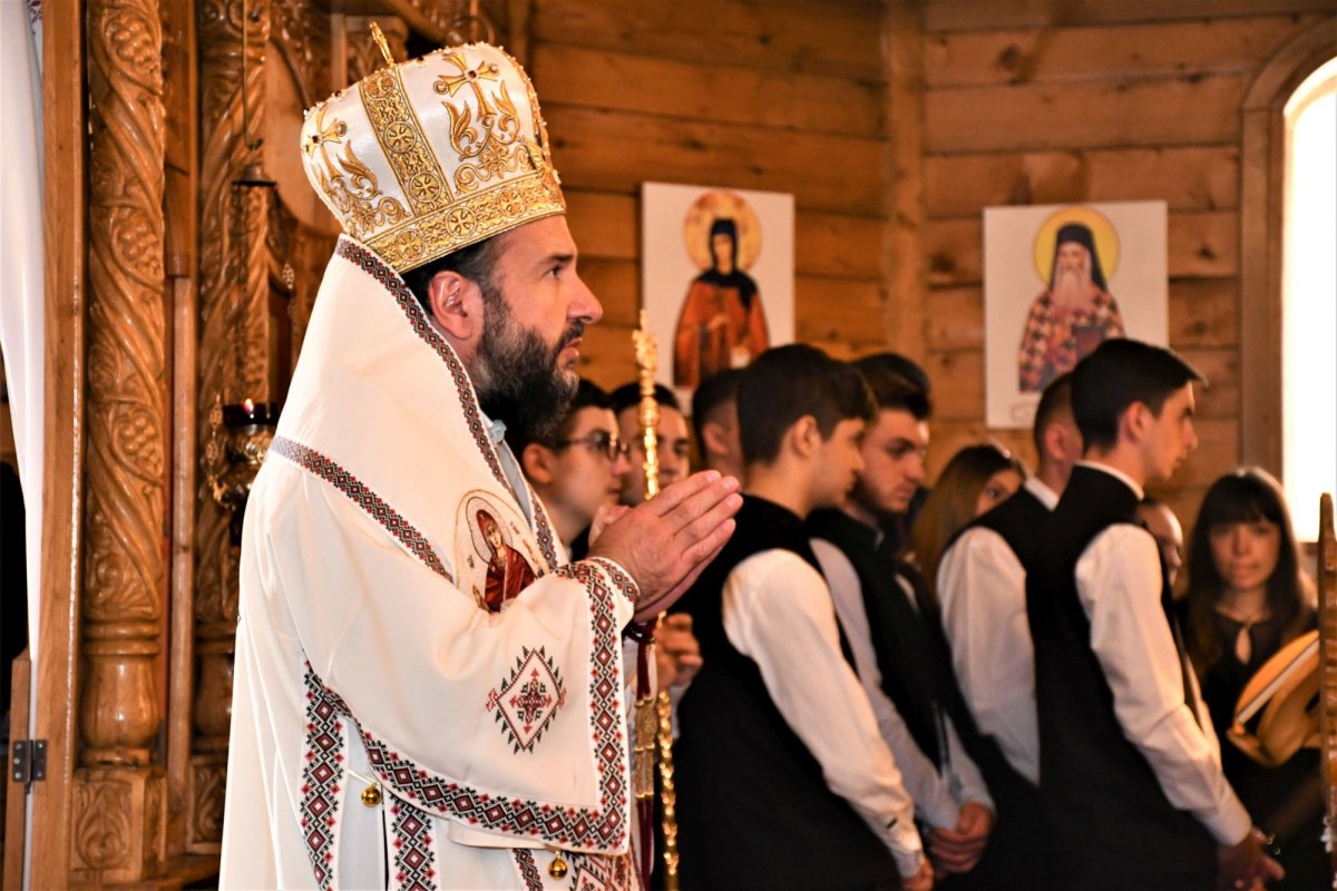 Hramul bisericii din incinta Seminarului Teologic din Caransebeș 215059