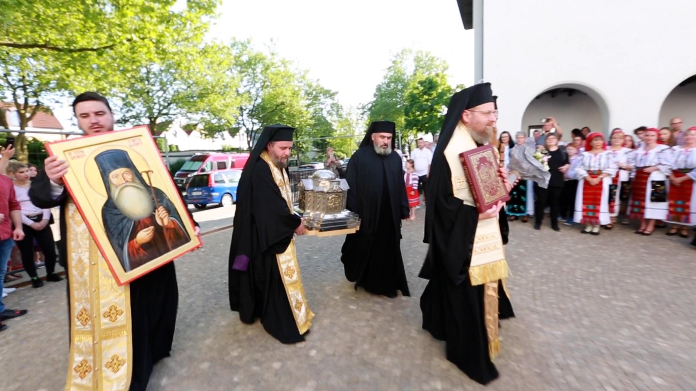 Pelerinaj cu moaștele Cuviosului Gheorghe de la Cernica în Germania 215066