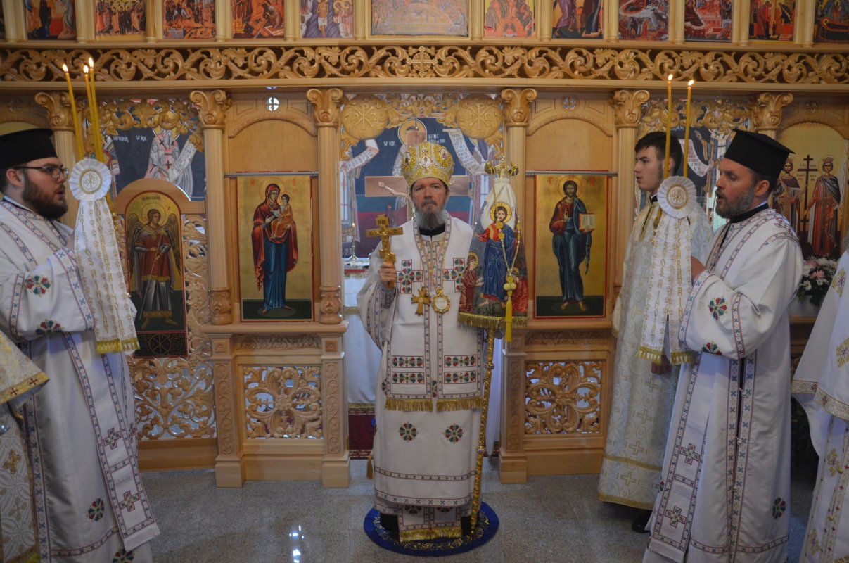 Slujiri arhiereşti în Episcopia Oradiei 215051