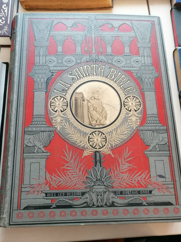 Expoziție de Biblii la Biserica Bărbătescu Nou 215083