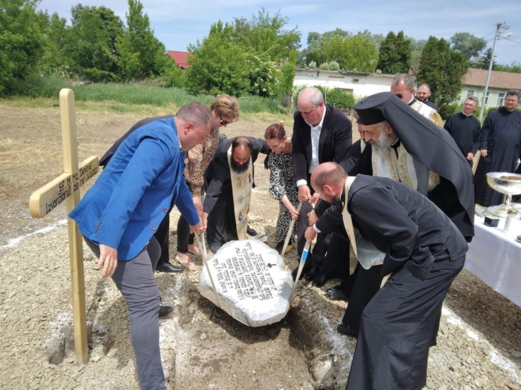 O nouă biserică la Spitalul Municipal Târnăveni 215130