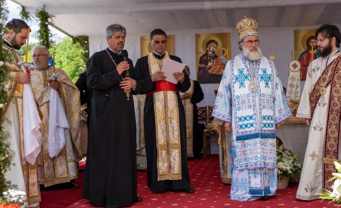 Târnosirea bisericii din Parohia Leorda, Bacău 215132